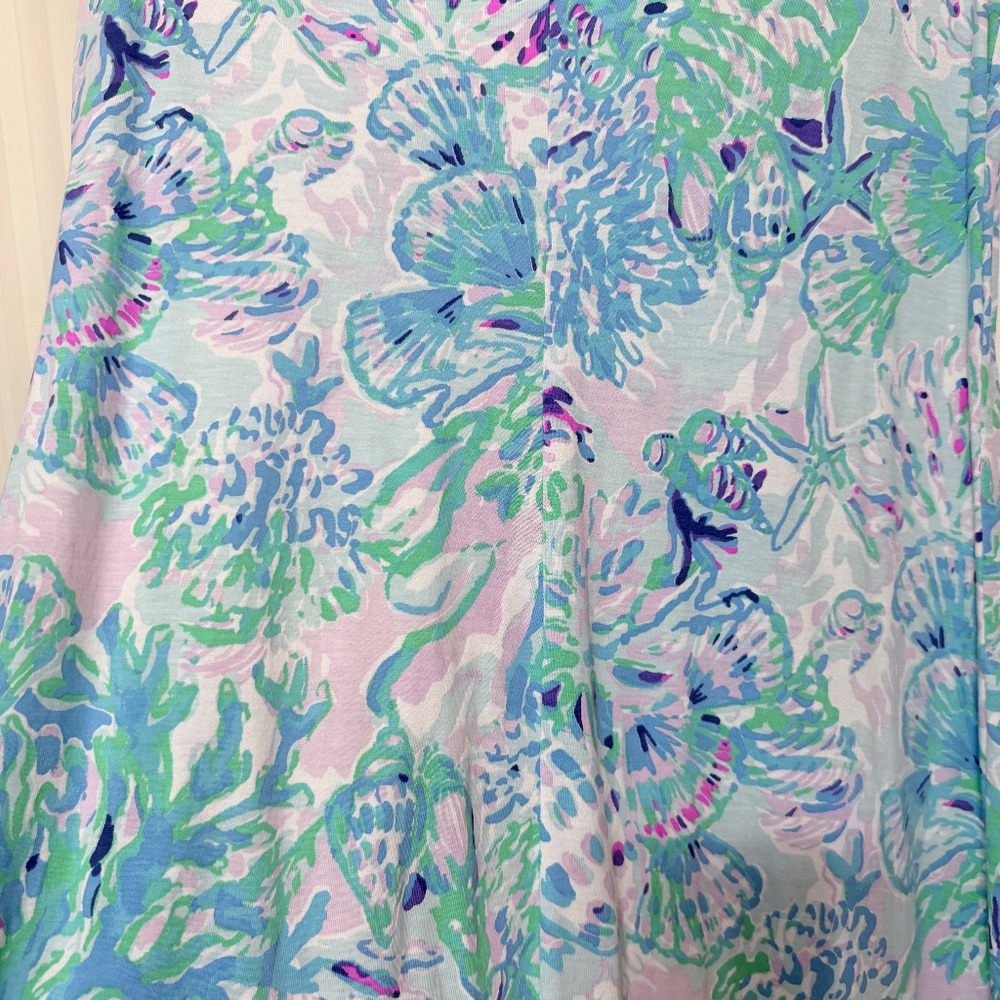 Lilly Pulitzer tshirt dress - Picture 8 of 8